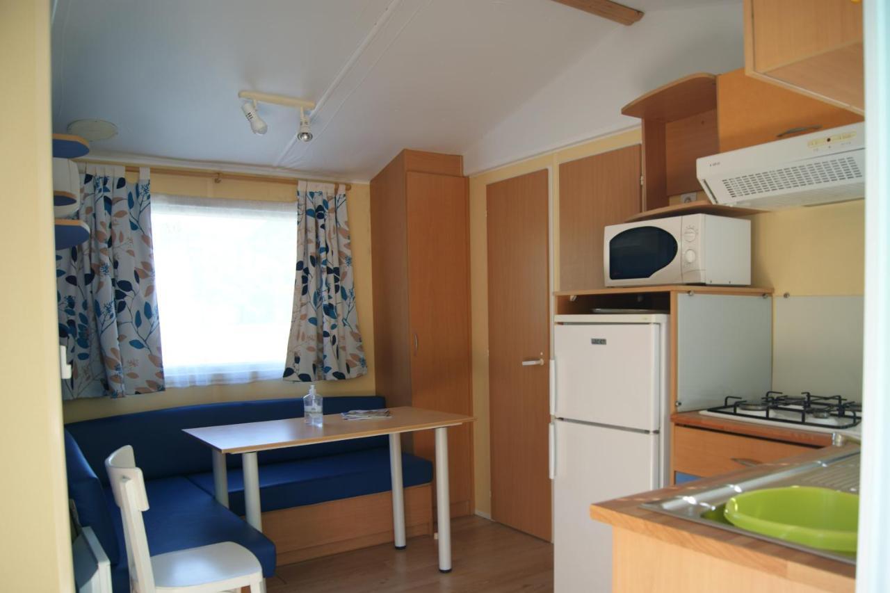 Camping Le Chambron Condorcet Exterior foto